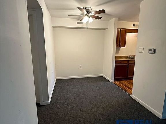 4th image of 407 Ashland St APT 207