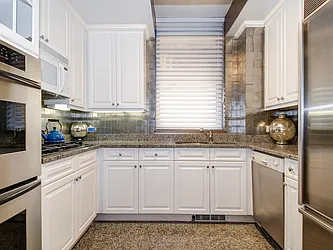 Rented by Sotheby's International Realty