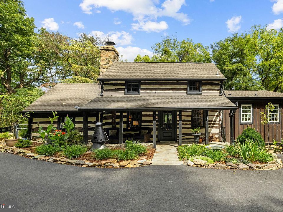 1st image of 12986 Furnace Mountain Rd