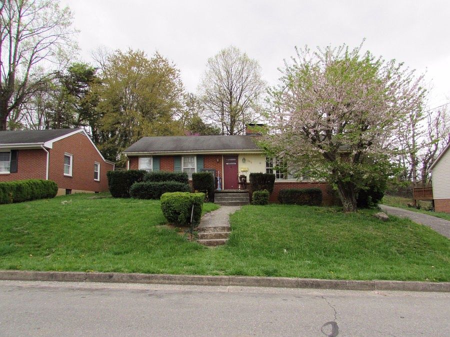 1st image of 2876 Northview Dr SW