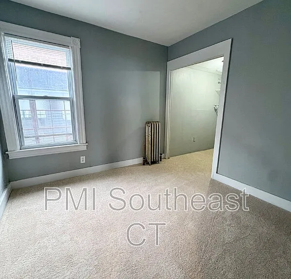 50 Montauk Ave #1 — Photo 9