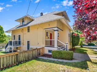 943 NW 60th St, Seattle, WA 98107