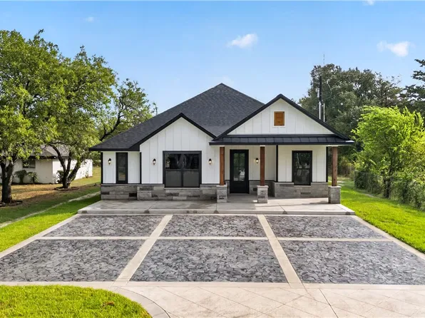 3708 Shirley Dr, Bryan, TX 77808