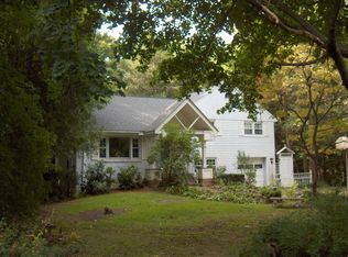 5 Ridgeview Dr, Farmington, CT 06032