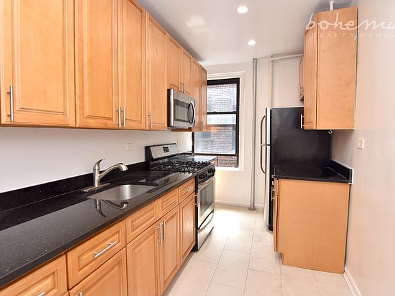 2nd image of 436 Fort Washington Ave APT 2D