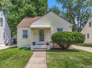 3051 Geneva St, Dearborn, MI 48124