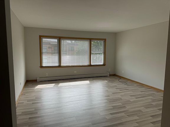 5th image of 8500 W Catalpa Ave Floor 2