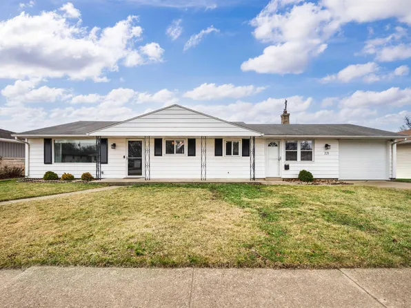221 N Tuxedo Dr, South Bend, IN 46615