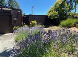 956 Elsinore Dr, Palo Alto, CA 94303
