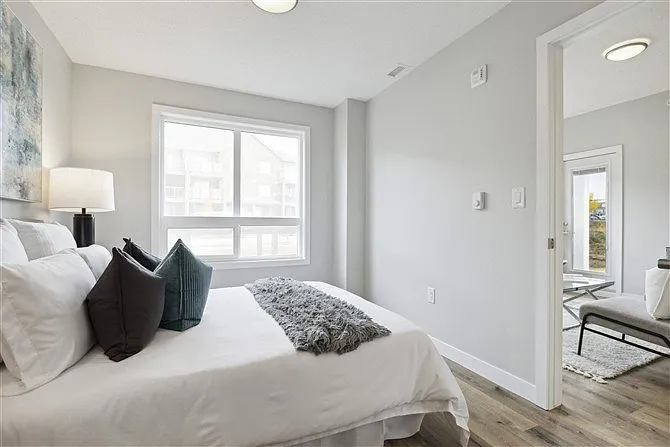 1673 Huron Rd — Photo 103