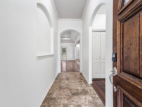 5th image of 3922 Faulkner St