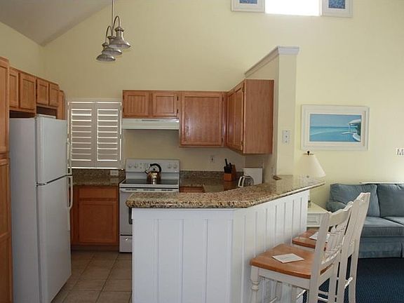 3rd image of 3008 Bonfire Beach Dr APT 203
