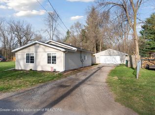 15486 Outer Dr, Bath, MI 48808