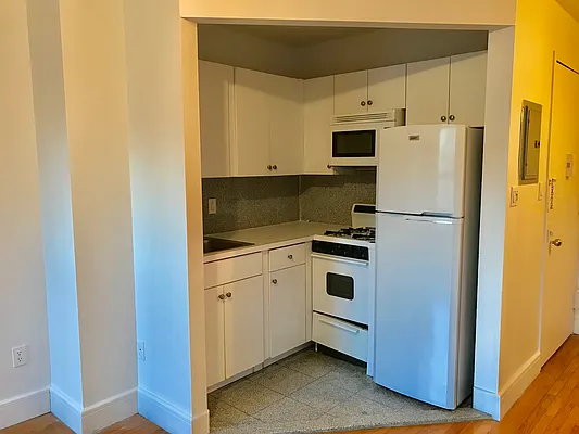 Rented by Best Apartments North Inc | media 15