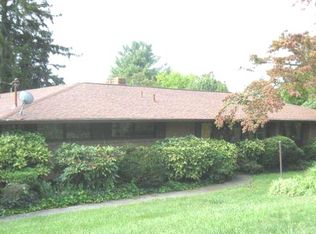 2938 Walkup Dr, Knoxville, TN 37918
