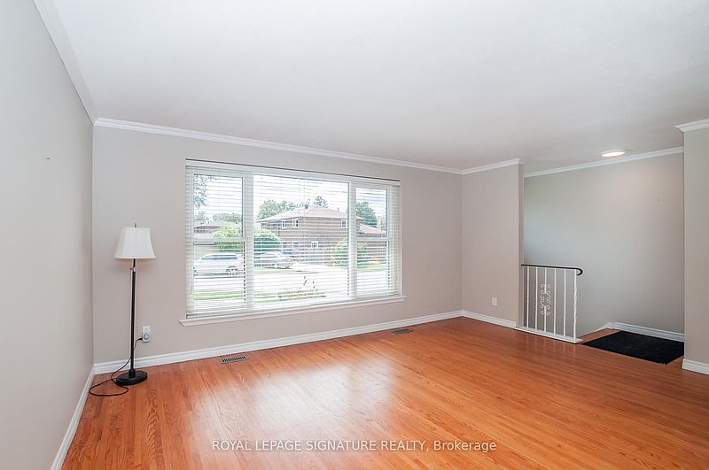 Toronto House for rent - 4 Bedrooms — photo 6