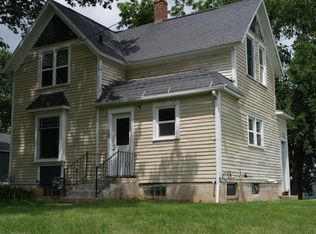 125 Center St, Jackson, MN 56143