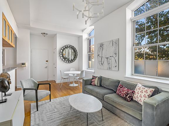 3rd image of 401 Hicks St #B-2a
