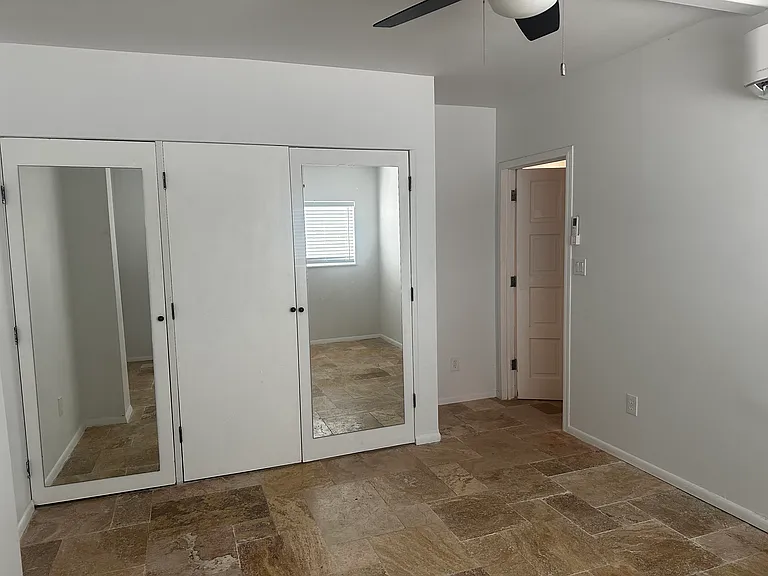 520 W Leann Ln — Photo 7