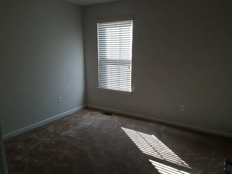 106 Squaregaiter Ln — Photo 12