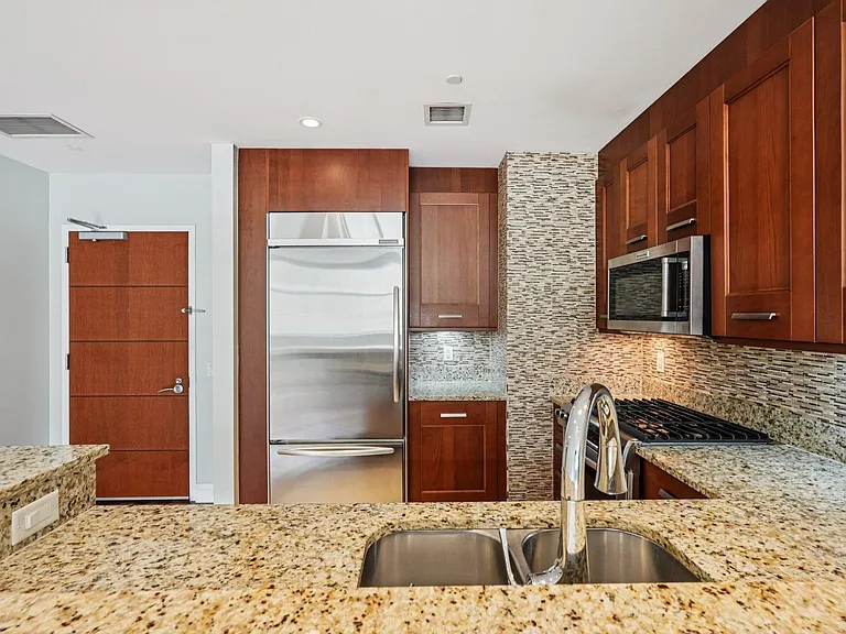 8100 River Rd #210A — Photo 21