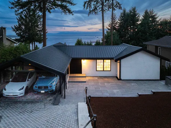 2235 Chairlift Rd, West Vancouver, BC V7S 2T4