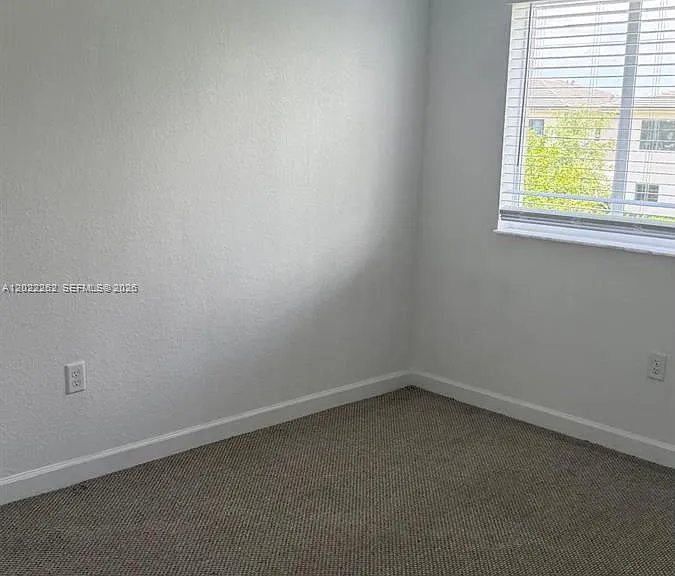 1245 NW 3rd Ln #1245 — Photo 14