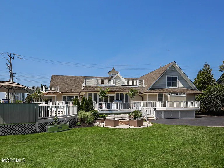 69 Seaview Ave — Photo 33