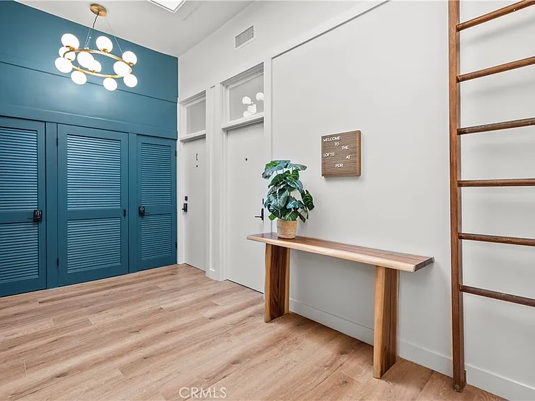 181 Culver Blvd #A — Photo 11