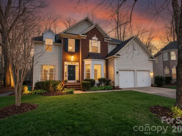 203 Elven Ct, Waxhaw, NC 28173