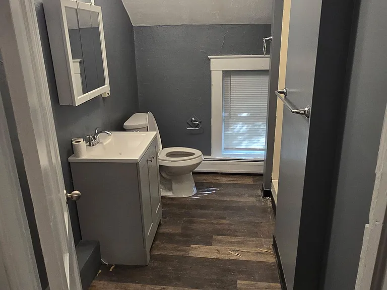 135 Church St #A — Photo 6