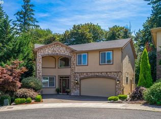 16520 SE Crest Ct, Portland, OR 97236