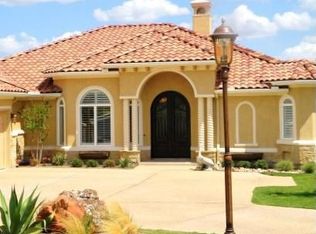 222 Black Wolf Run, Austin, TX 78738