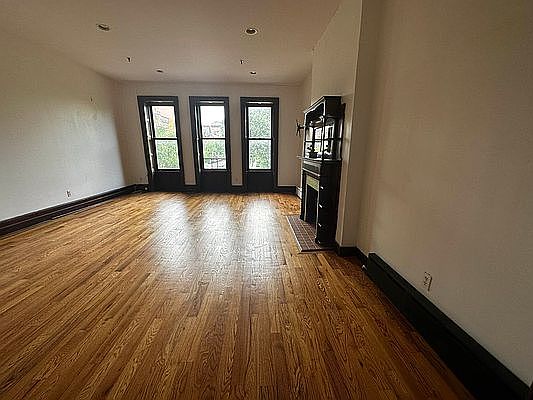 1st image of 40 W 120th St #211