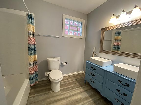 5th image of 318 N Clinton Pl #B
