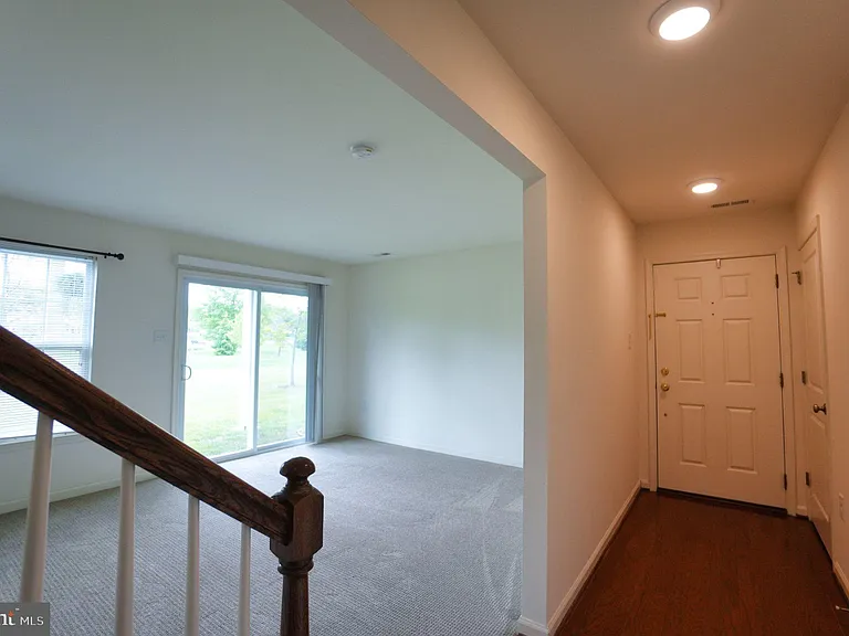431 Williamson Ct — Photo 6