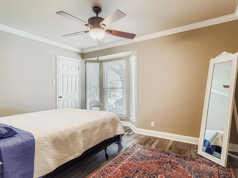 1809 Edelweiss Dr — Photo 18