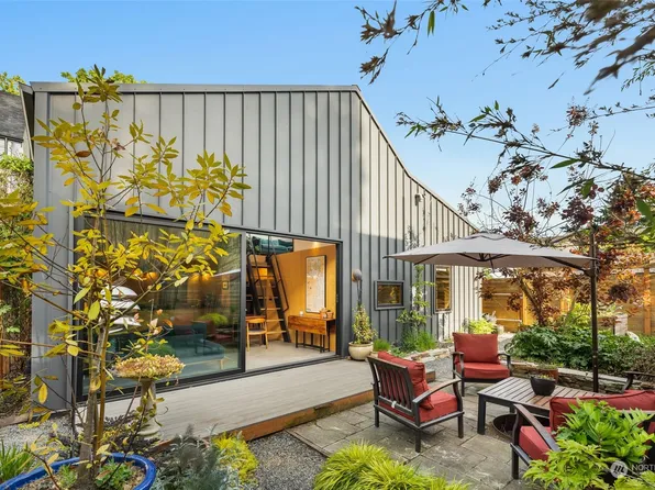 837 NW 61st Street #B, Seattle, WA 98107