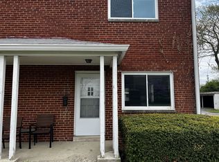 Wonderful 2-bedroom, 1-bathroom townhomes, Columbus, OH 43221