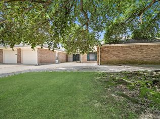 2065 Belvedere Dr, Beaumont, TX 77706