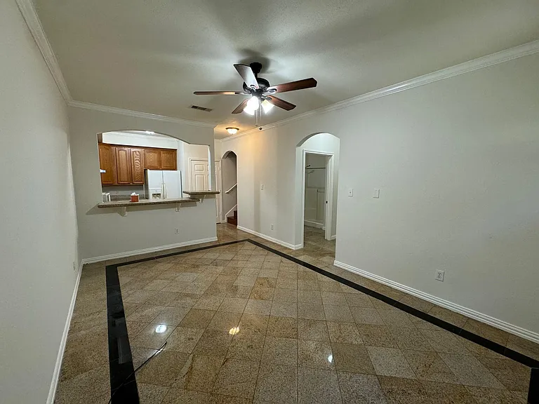 9400 Bellaire Blvd #110 — Photo 2