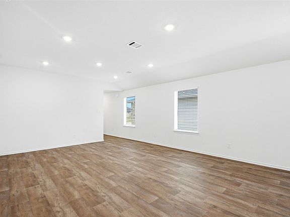 5th image of 3014 Liams Tower Ln