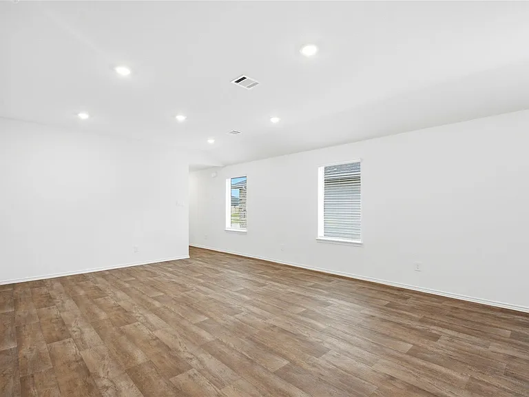 3014 Liams Tower Ln — Photo 5