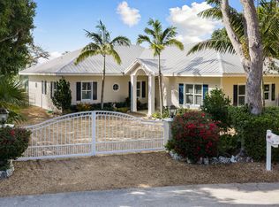 134 N Rolling Hill Rd, Tavernier, FL 33070