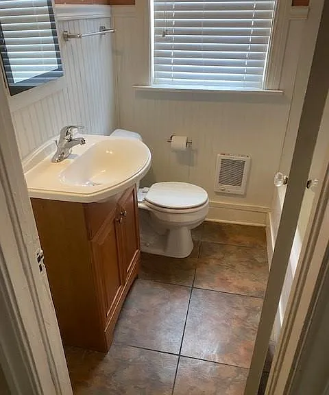 708 NW 30th St #3 — Photo 9