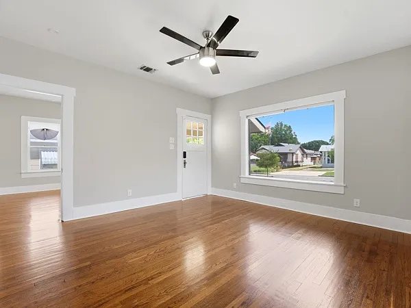 1219 E Drexel Ave — Photo 9