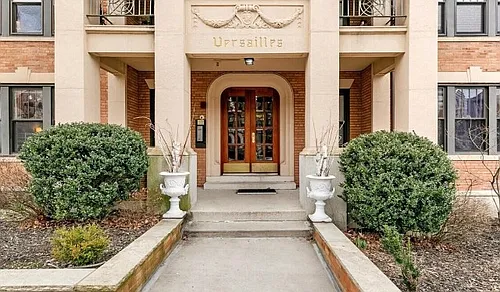 452 Park Dr Photo 1