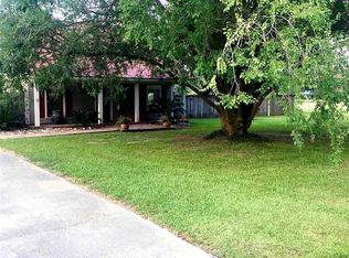 8920 Eagle Dr, Denham Springs, LA 70706