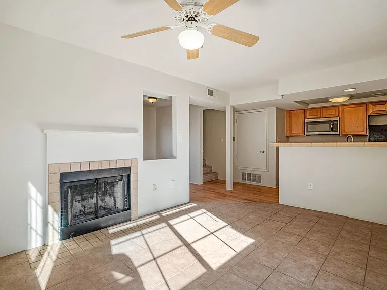 2210 Miguel Chavez Rd #MC-1418 — Photo 6