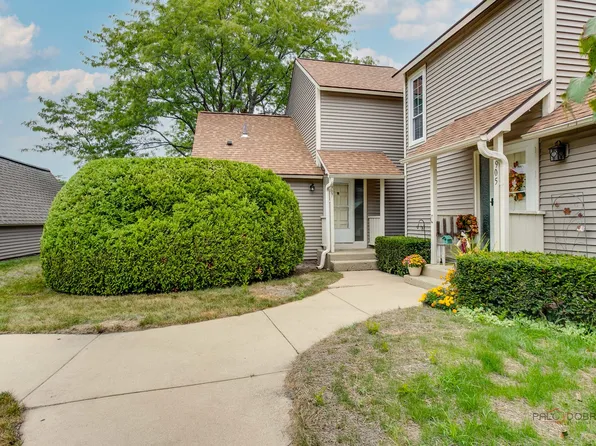907 Vose Dr, Gurnee, IL 60031